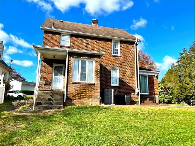 Photo - 3500 Elwood Ln