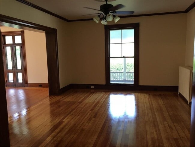 Photo - 16 Bull St Unit 1