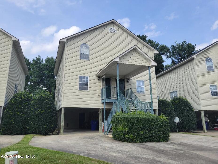 Photo - 2009 River Dr Townhome