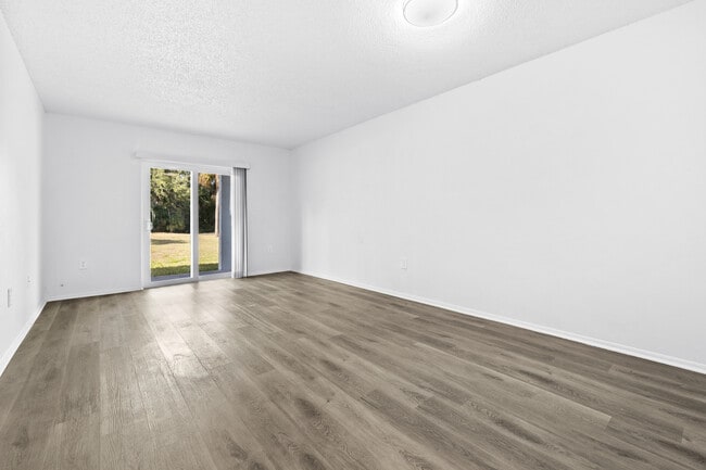 Emerald Place Apartments