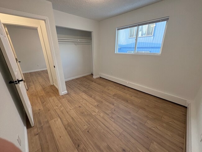 Photo - 366 Flower St Unit 3