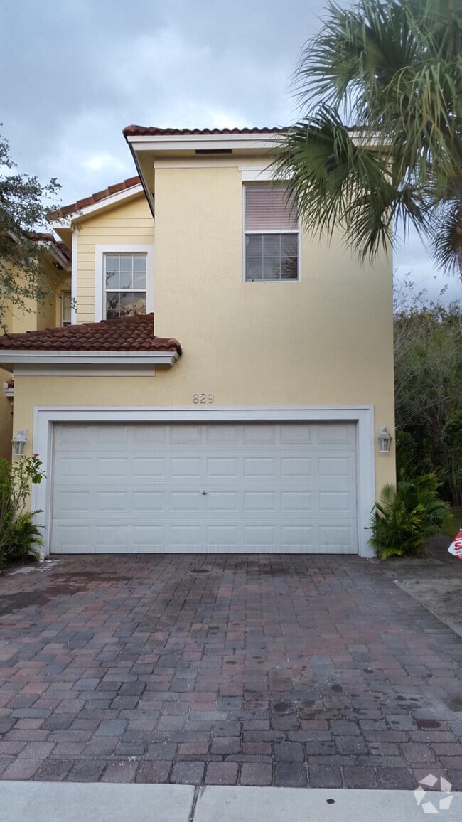 Building Photo - 829 Pipers Cay Dr Rental