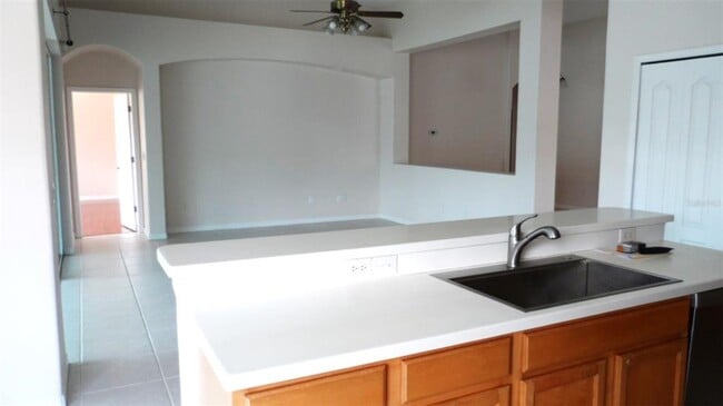 Photo - 1029 Millebourne Way