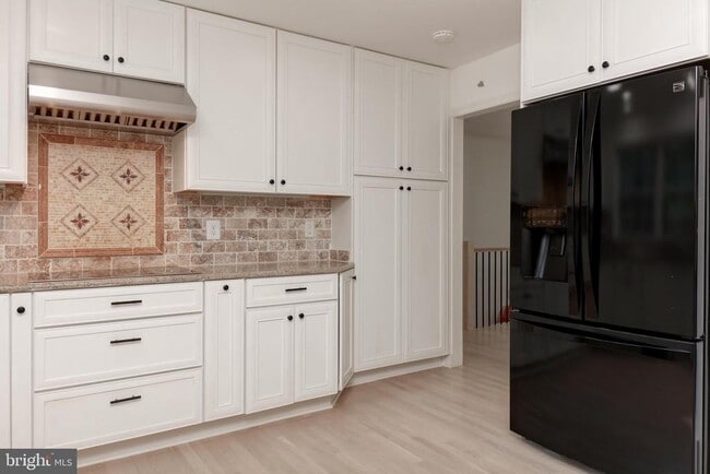 Photo - 3858 N Tazewell St