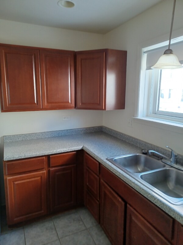 320 N Austin Blvd Unit 9