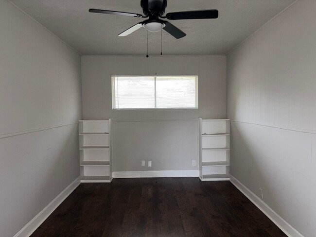 Photo - 6122 Glenhurst Dr