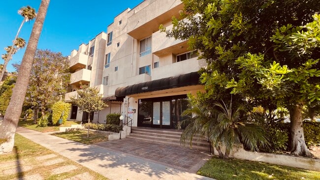 19350 Sherman Way Unit 231