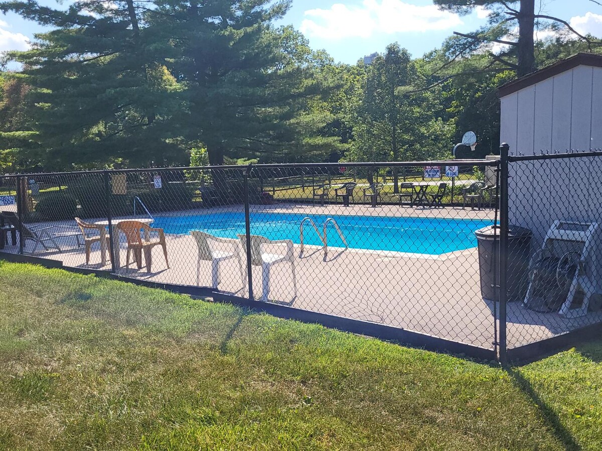 Photo - 2-30 Chateau Place - 14-2