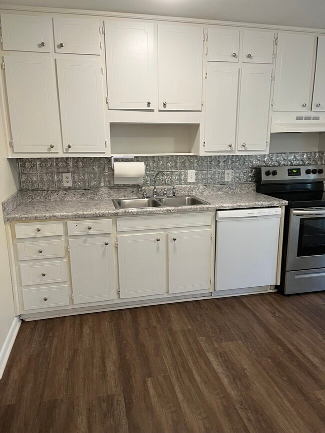 Town Creek Apartments