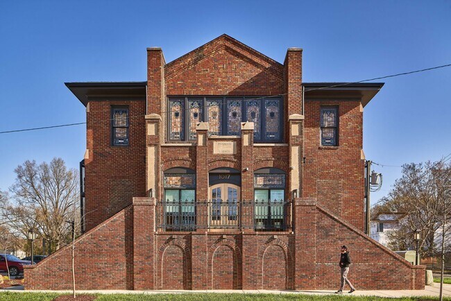 Photo - 1017 Parkwood Ave