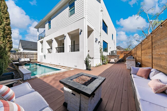 Photo - 4301 Vivian St