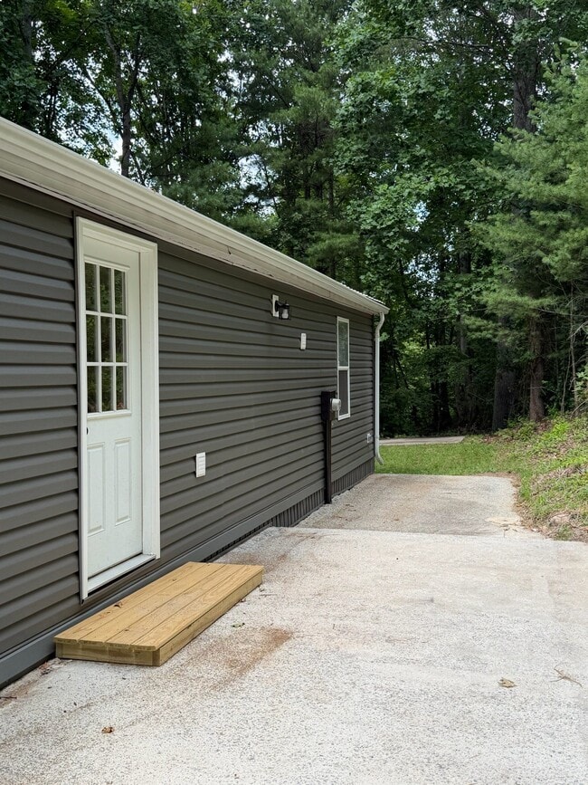 Photo - 2106 Wilson Rd