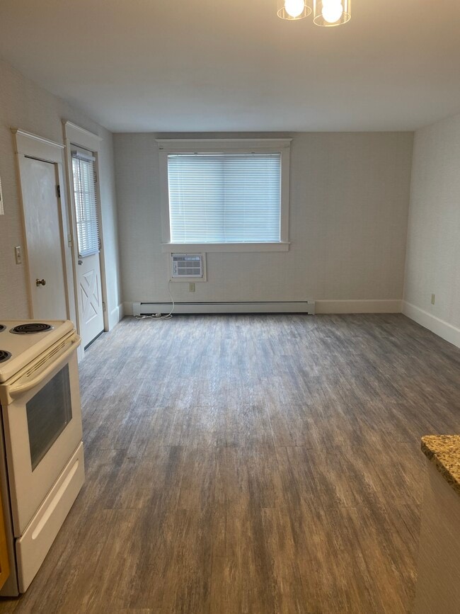 Photo - 227 Washington St