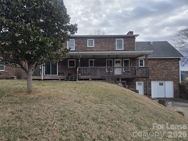 Photo - 1568 Triplett Rd