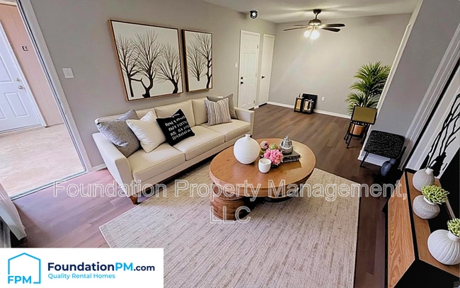 Photo - Graham Square Apartments