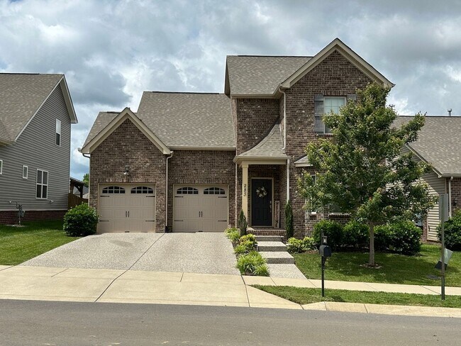 4 Bedroom Home in Suburban White House - 4 Bedroom Home in Suburban White House