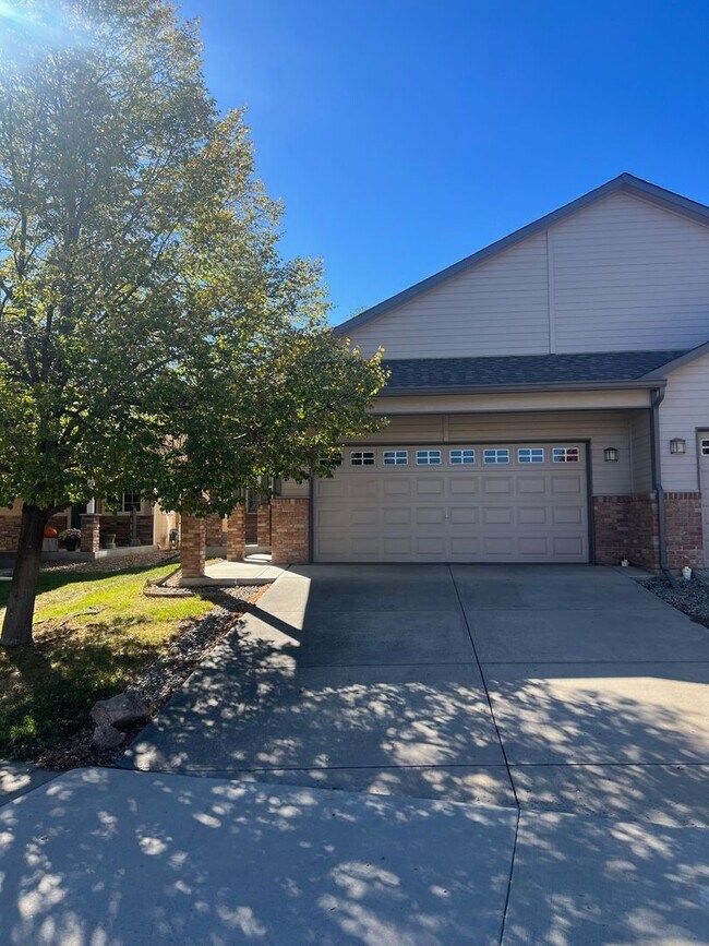 Photo - Large 3 bed 2.5 ba Duplex In West Loveland