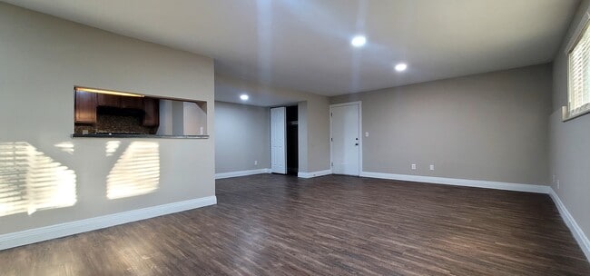 Flowerdale Apartments