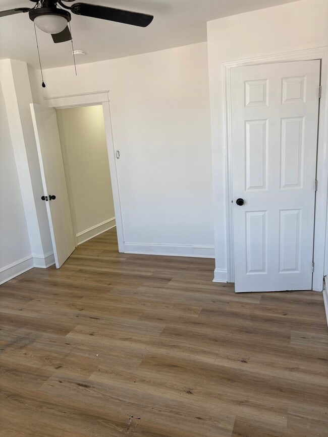 Photo - 2111 N Wanamaker St Unit 2