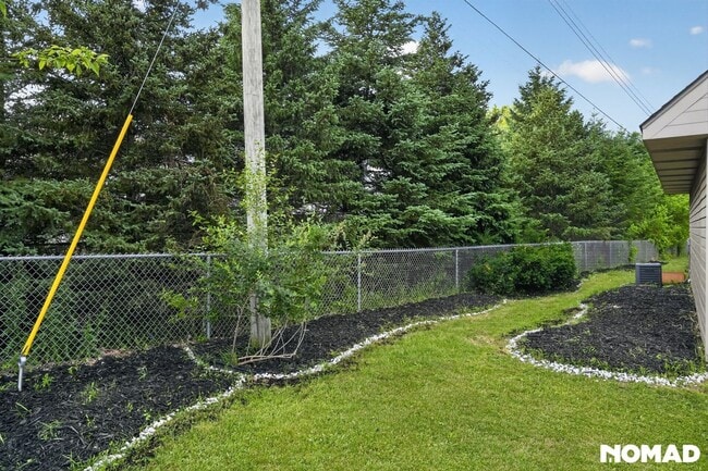 Photo - 8315 Hilton Rd