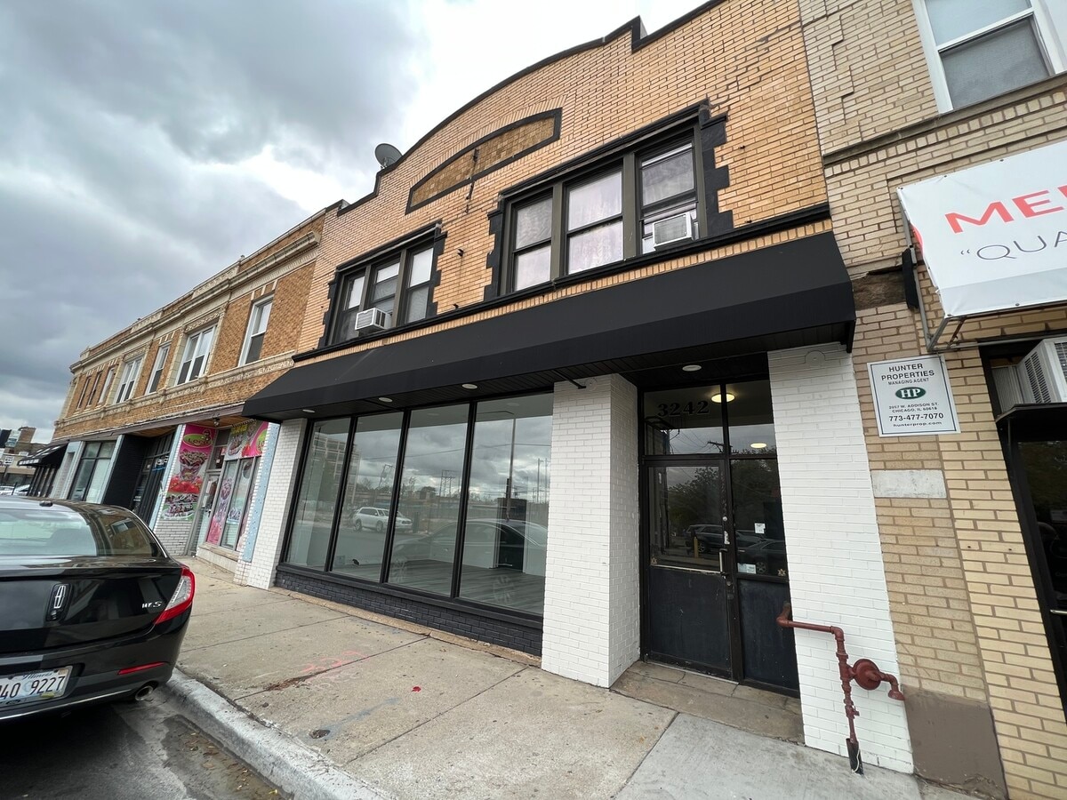 Photo - 3242 N Pulaski Rd Rental