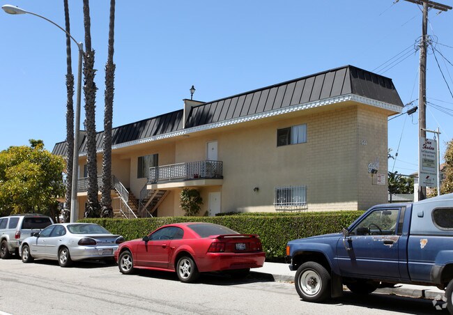 501 N Venice Blvd
