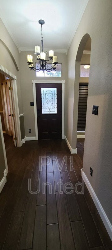 Photo - 3109 Blake St