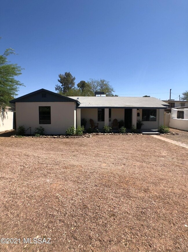 Photo - 1440 E Edison St House