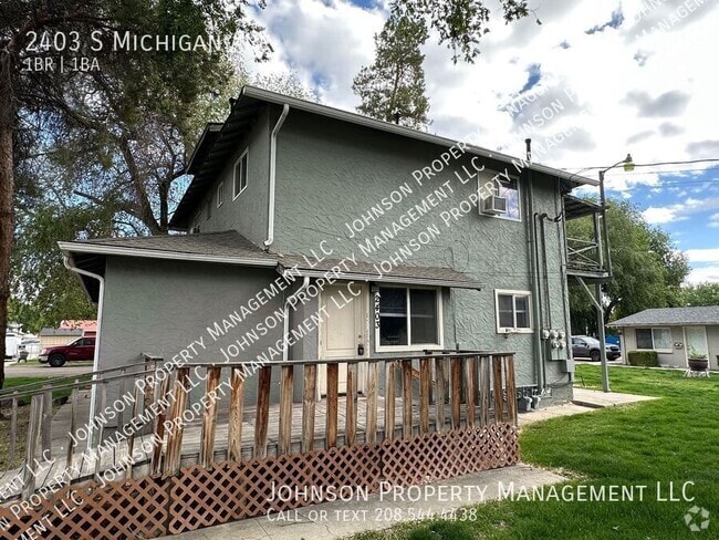 Building Photo - 2403 S Michigan Ave Rental