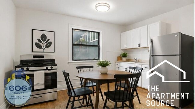 Photo - 7353 N Damen Ave Unidad 7353 North Damen Ave