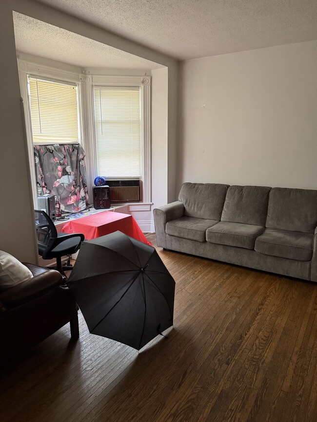 Photo - 55 Winspear Ave Unit 1