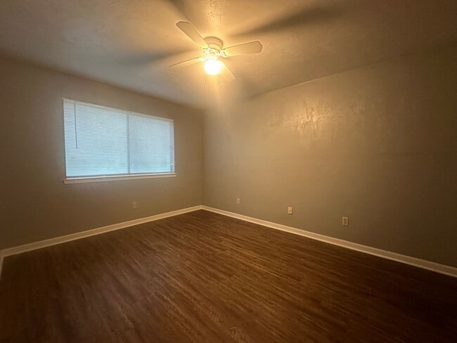 Photo - Downstairs unit off Miccosukee! Unidad A