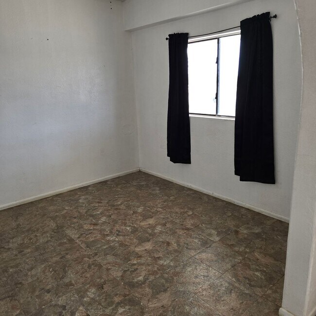 Photo - 701 W Soto St Unidad "B"