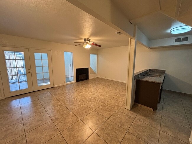 Photo - El Paso Unit El Paso #102