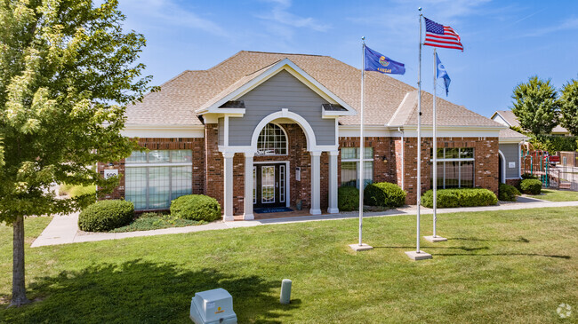 Front Office/ Clubhouse - Highland Ridge Apartments