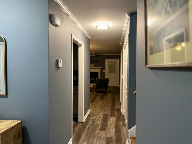Photo - 120 Westbury Ct