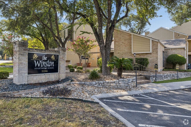 Leasing Office