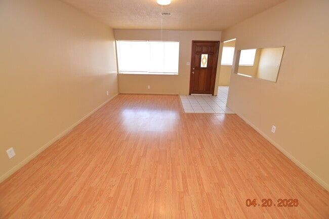 Photo - 325 Pershing Dr