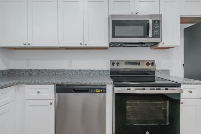 Photo - 3020 Delmar Ln NW Unidad B13