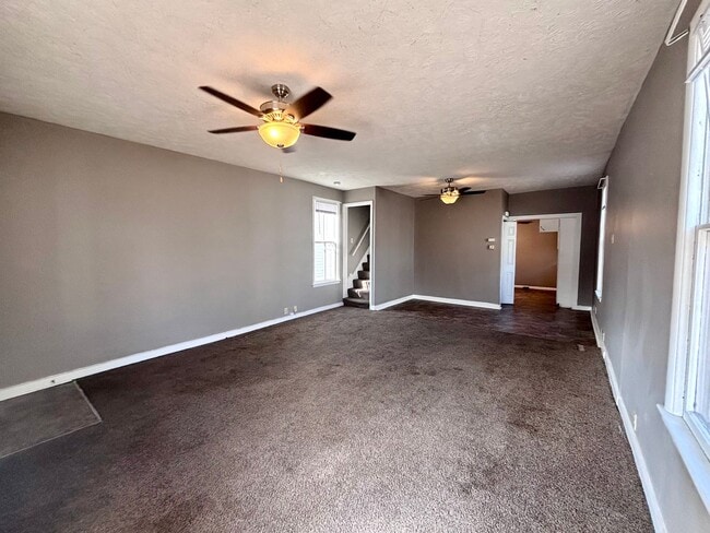 Photo - 726 W Military Ave