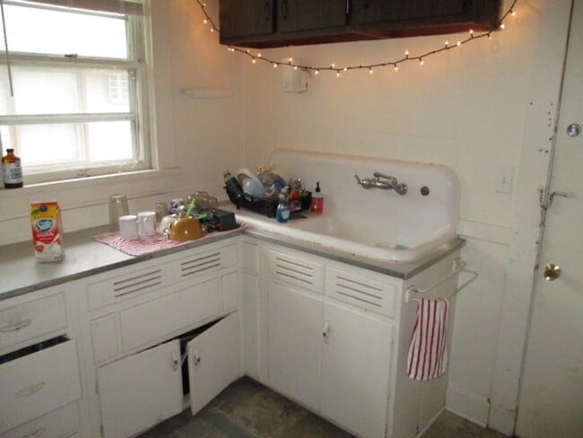 Photo - 137-139 W Gilman St Unit 139 - #2