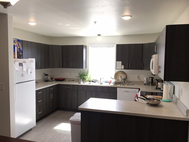 1100 Cedar Knls W Unit C5