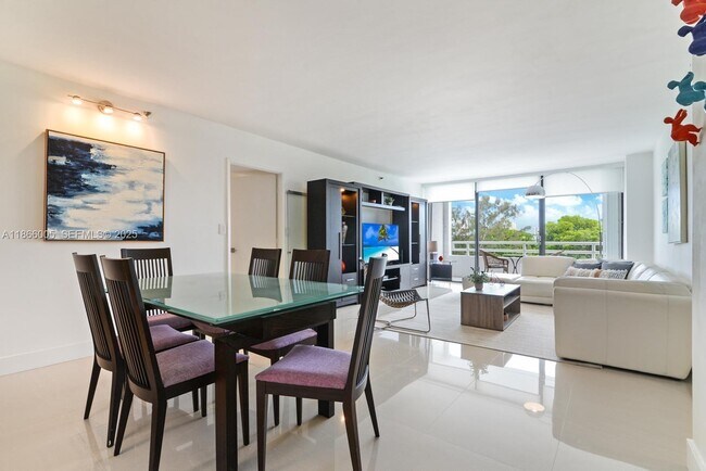 Building Photo - 20355 NE 34th Ct Unit 525