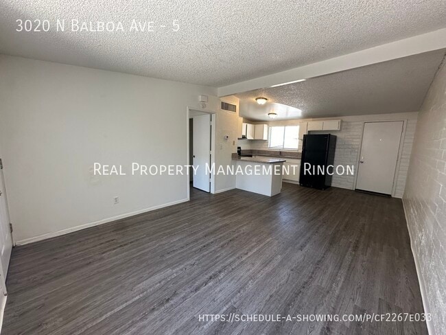 Building Photo - 3020 N Balboa Ave Rental