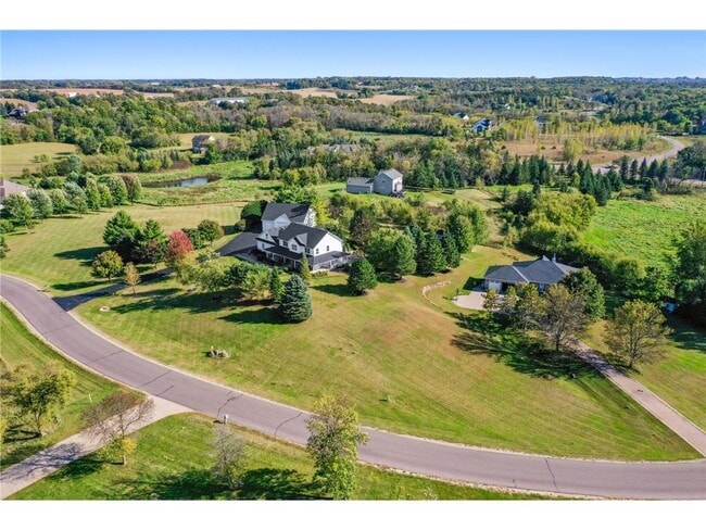 Building Photo - 9520 Scott St