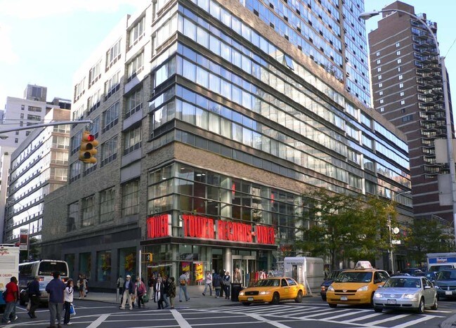 Photo - The Grand Millennium