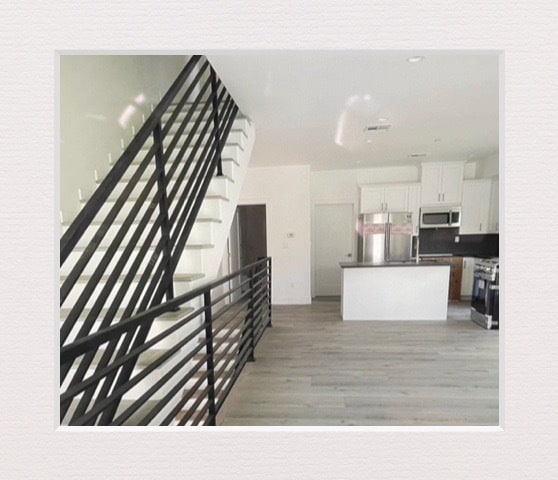 Photo - 5653 Fair Ave Unidad 5653 Fair Avenue