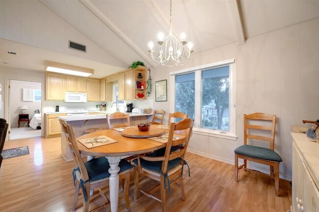 Photo - 3804 Pack Saddle Dr