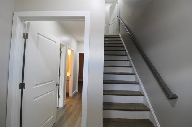 Photo - 101 WILLOWSTONE Ct