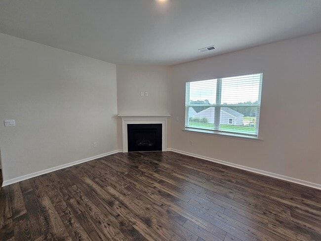 Photo - 942 Pineland Dr